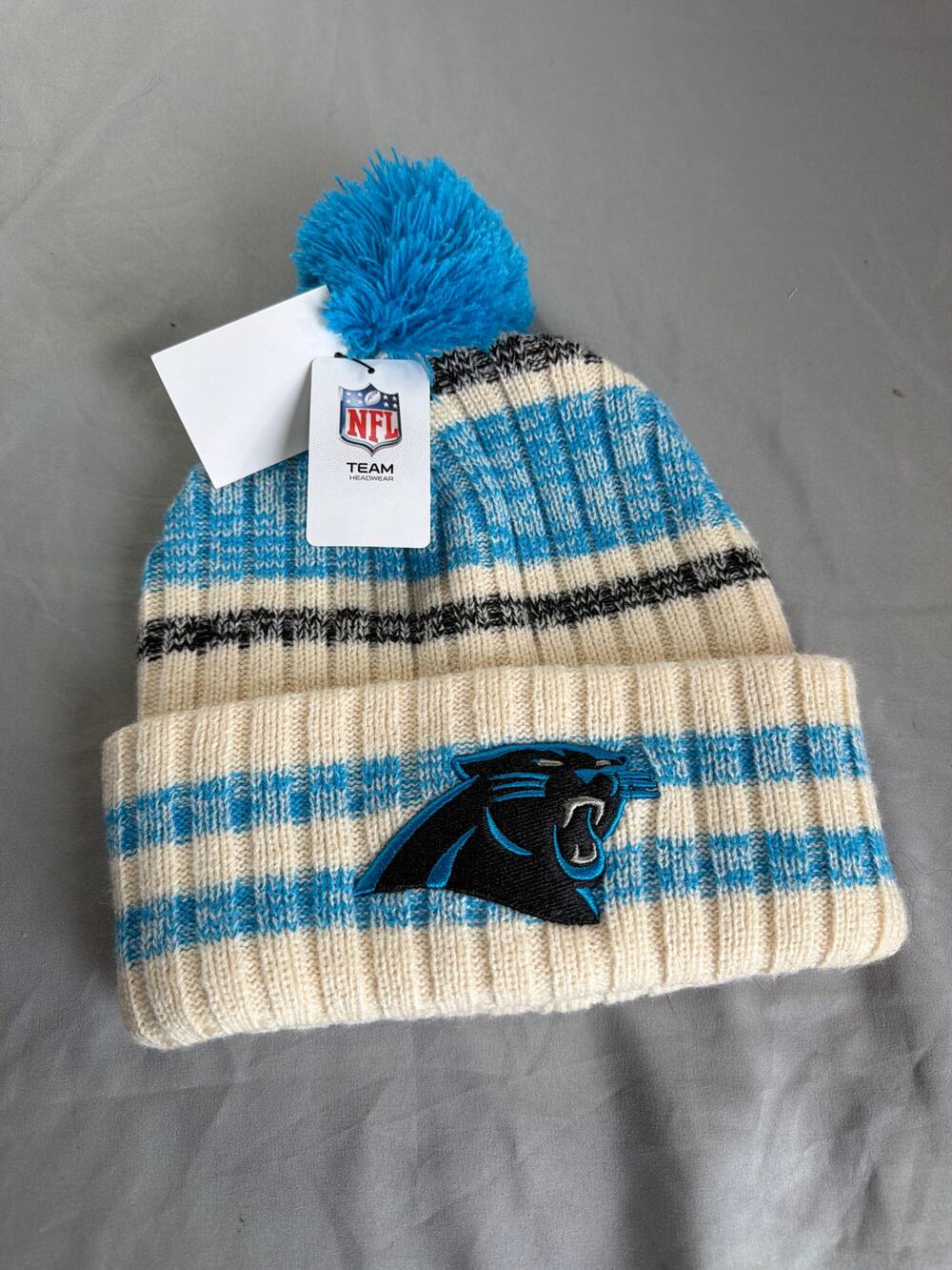 NFL Carolina Panthers Knit beanie with pom-pom NWT